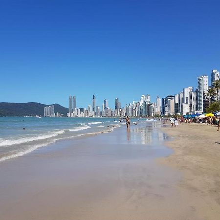 Balneário CamboriúJardim Europaアパートメント エクステリア 写真